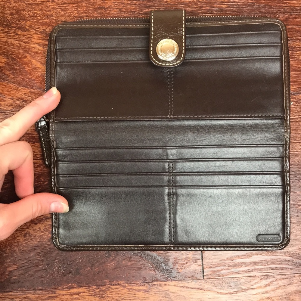 Coach Purse & Wallet Set - Picture 13 of 14